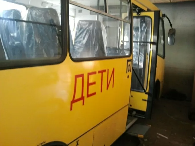 Школьные автобусы Isuzu. 4